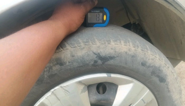 2012 Toyota Etios Liva GD, Diesel, Manual, 1,45,291 km, tyre