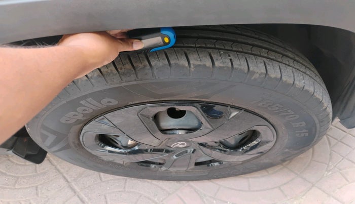 2024 Tata PUNCH Adventure Plus (S) AMT, Petrol, Automatic, 6,409 km, tyre