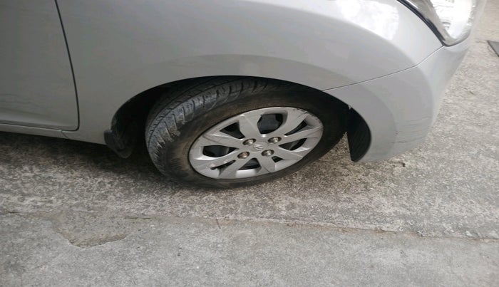 2017 Hyundai Eon SPORTZ, Petrol, Manual, 20,757 km, tyre