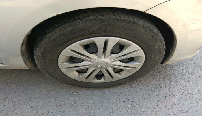 2017 Maruti Ertiga VDI SHVS, Diesel, Manual, 1,27,227 km, tyre