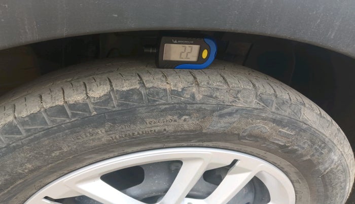 2023 Renault TRIBER RXL MT, Petrol, Manual, 49,283 km, tyre