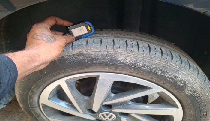 2022 Volkswagen Polo COMFORTLINE 1.0L MPI, Petrol, Manual, 21,679 km, tyre