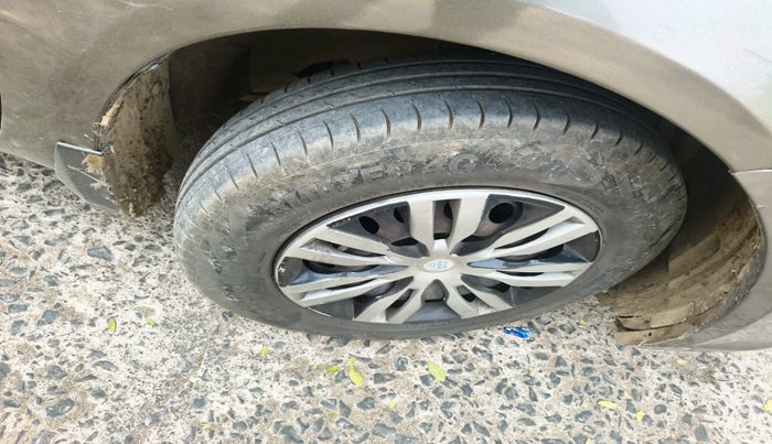 2016 Maruti Swift Dzire VDI ABS, Diesel, Manual, 1,07,008 km, tyre