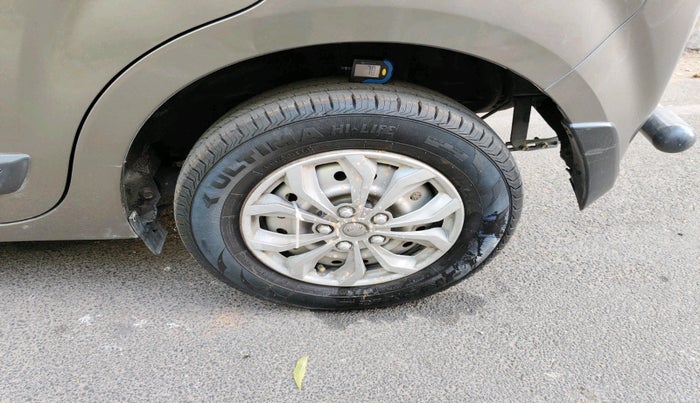 2021 Maruti New Wagon-R LXI CNG (O) 1.0, CNG, Manual, 1,00,382 km, tyre