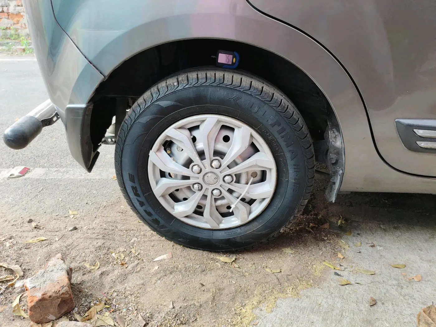 2021 Maruti New Wagon-R LXI CNG (O) 1.0, CNG, Manual, 1,00,382 km, tyre