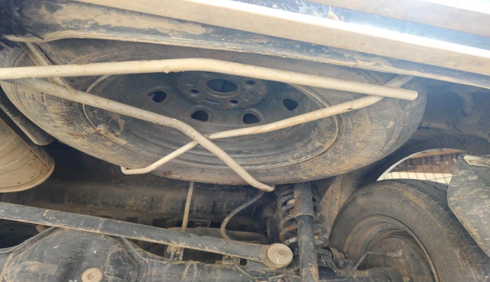 2022 Maruti Eeco 5 STR AC (O), CNG, Manual, 65,792 km, tyre