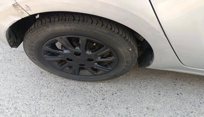2016 Tata Tiago XZ PETROL, Petrol, Manual, 71,004 km, tyre