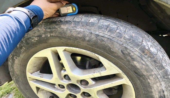 2016 Mahindra NUVOSPORT N8, Diesel, Manual, 1,66,028 km, tyre