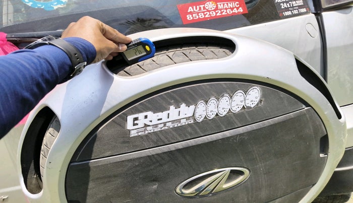 2016 Mahindra NUVOSPORT N8, Diesel, Manual, 1,66,028 km, tyre