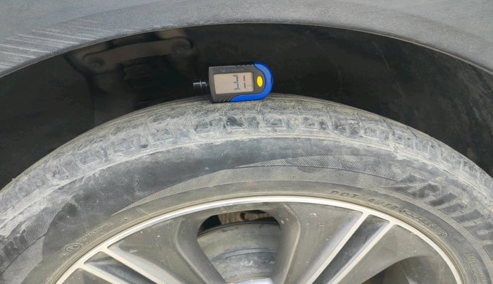 2017 Hyundai Creta SX PLUS 1.6 PETROL, Petrol, Manual, 47,040 km, tyre