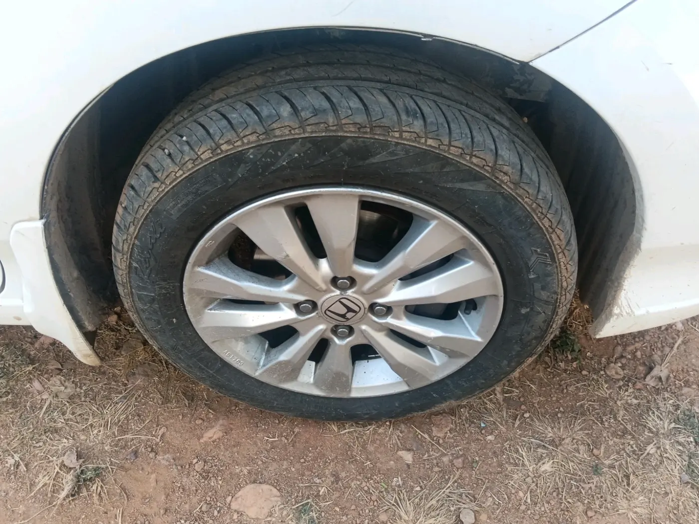 2012 Honda City 1.5L I-VTEC V MT, CNG, Manual, 94,680 km, tyre