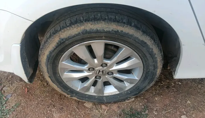 2012 Honda City 1.5L I-VTEC V MT, CNG, Manual, 94,680 km, tyre