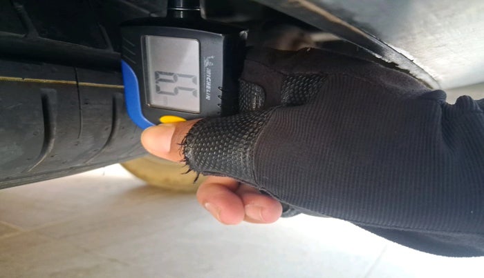 2023 Hyundai ALCAZAR PRESTIGE(O) 1.5 AT 7STR, Diesel, Automatic, 39,727 km, tyre