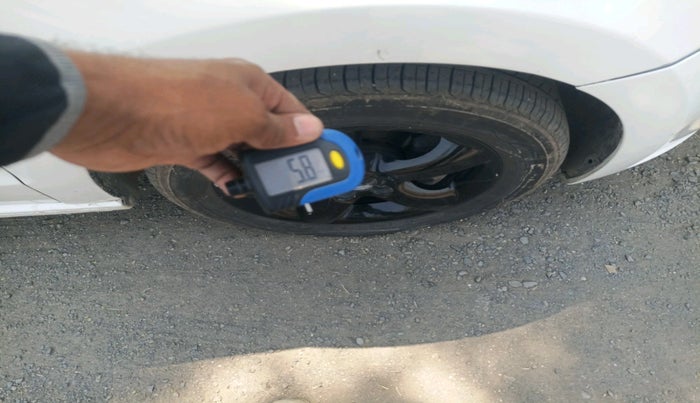 2013 Skoda Rapid ELEGANCE 1.6 TDI CR MT, Diesel, Manual, 1,95,093 km, tyre