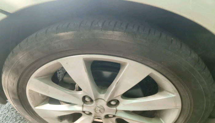 2012 Hyundai Verna FLUIDIC 1.6 VTVT SX OPT AT, CNG, Automatic, 57,058 km, tyre