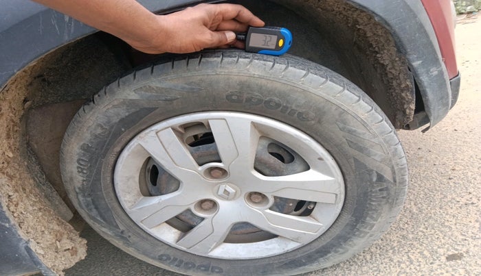 2016 Renault Kwid RXT 0.8, Petrol, Manual, 67,201 km, tyre