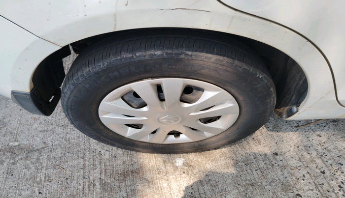 2013 Maruti Swift Dzire VDI, Diesel, Manual, 1,78,954 km, tyre