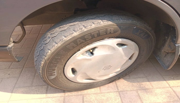 2022 Maruti Eeco 5 STR AC CNG (O), CNG, Manual, 83,835 km, tyre