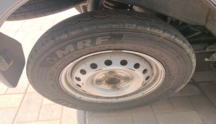 2022 Maruti Eeco 5 STR AC CNG (O), CNG, Manual, 83,835 km, tyre