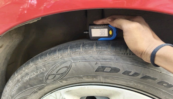 2008 Maruti Swift VDI, Diesel, Manual, 2,42,021 km, tyre