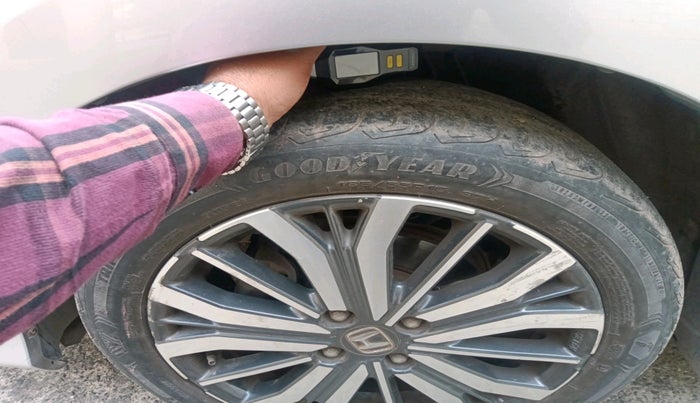 2017 Honda City 1.5L I-VTEC VX CVT, Petrol, Automatic, 55,831 km, tyre