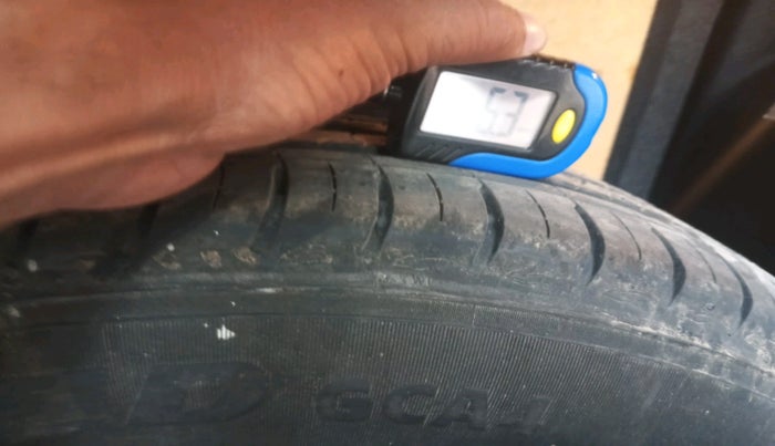 2024 Skoda KUSHAQ AMBITION 1.0L TSI AT, Petrol, Automatic, 29,743 km, tyre