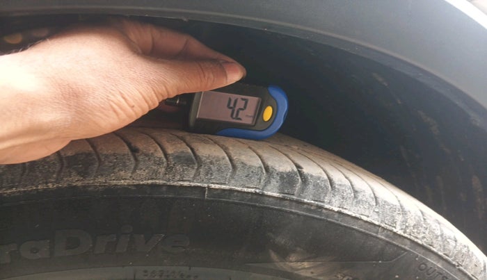 2024 Skoda KUSHAQ AMBITION 1.0L TSI AT, Petrol, Automatic, 29,743 km, tyre