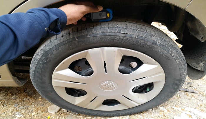 2013 Maruti Wagon R 1.0 VXI, Petrol, Manual, 52,460 km, tyre