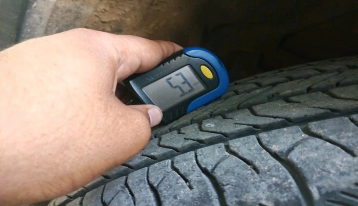 2023 Maruti Grand Vitara DELTA SMART HYBRID AT, Petrol, Automatic, 26,994 km, tyre