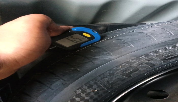 2023 Maruti Grand Vitara DELTA SMART HYBRID AT, Petrol, Automatic, 26,994 km, tyre