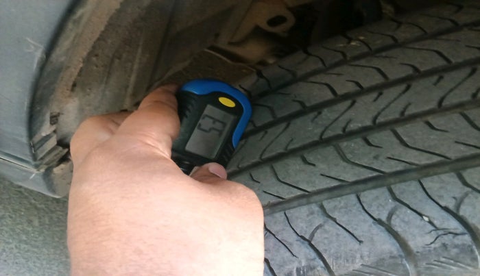 2023 Maruti Grand Vitara DELTA SMART HYBRID AT, Petrol, Automatic, 26,994 km, tyre