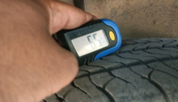 2023 Maruti Grand Vitara DELTA SMART HYBRID AT, Petrol, Automatic, 26,994 km, tyre