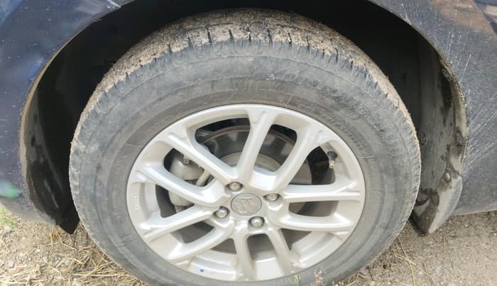 2023 Maruti Swift ZXI AMT, Petrol, Automatic, 36,394 km, tyre