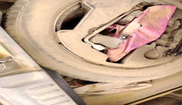 2019 Maruti Vitara Brezza ZDI PLUS, Diesel, Manual, 1,14,259 km, tyre