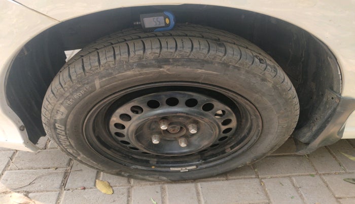 2012 Honda City 1.5L I-VTEC E MT, Petrol, Manual, 74,664 km, tyre