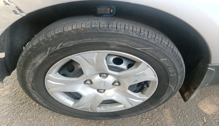 2013 Ford Ecosport TREND 1.5L PETROL, Petrol, Manual, 1,07,265 km, tyre