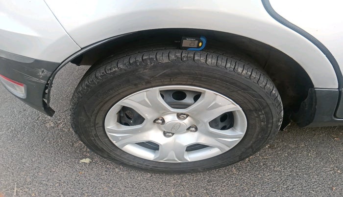 2013 Ford Ecosport TREND 1.5L PETROL, Petrol, Manual, 1,07,265 km, tyre