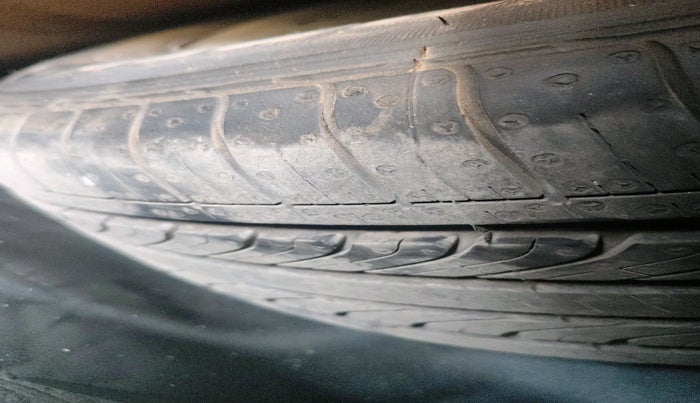 2022 KIA SONET HTK PLUS 1.0 IMT, Petrol, Manual, 61,412 km, tyre