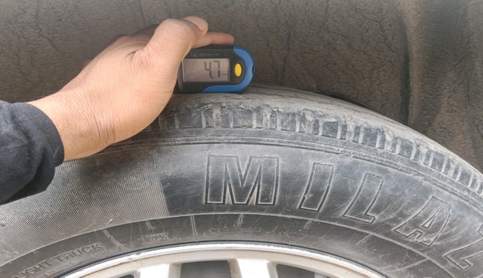 2016 Mahindra TUV300 T8, Diesel, Manual, 53,074 km, tyre