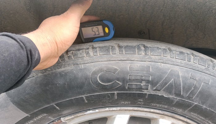 2016 Mahindra TUV300 T8, Diesel, Manual, 53,074 km, tyre