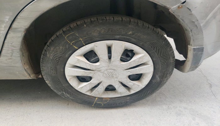 2012 Maruti Swift Dzire VXI, Petrol, Manual, 63,426 km, tyre