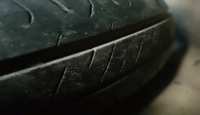 2012 Maruti Swift Dzire VXI, Petrol, Manual, 63,426 km, tyre