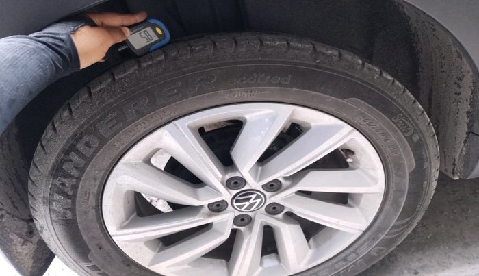 2024 Volkswagen TAIGUN HIGHLINE 1.0 TSI AT, Petrol, Automatic, 26,462 km, tyre