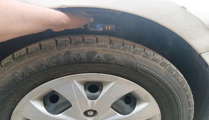 2017 Hyundai Elite i20 SPORTZ 1.4 CRDI, Diesel, Manual, 1,02,350 km, tyre