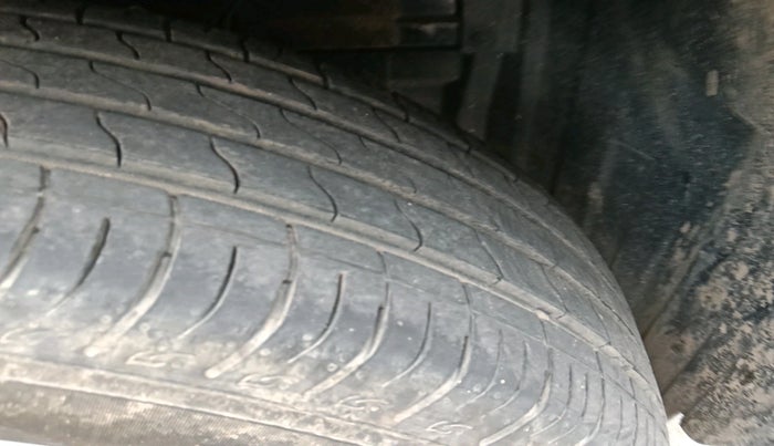 2023 Maruti BREZZA LXI, Petrol, Manual, 8,118 km, tyre