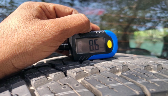 2023 Mahindra Thar LX P 2WD AT HT, Petrol, Automatic, 20,530 km, tyre