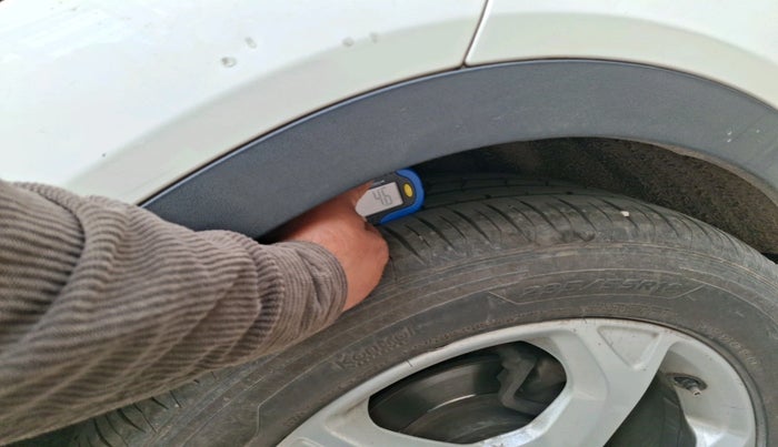 2018 Mercedes Benz GLA Class 200 D Sports, Diesel, Automatic, 1,17,198 km, tyre