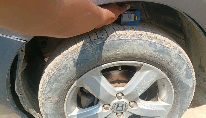 2011 Honda City 1.5L I-VTEC V MT, Petrol, Manual, 2,25,631 km, tyre