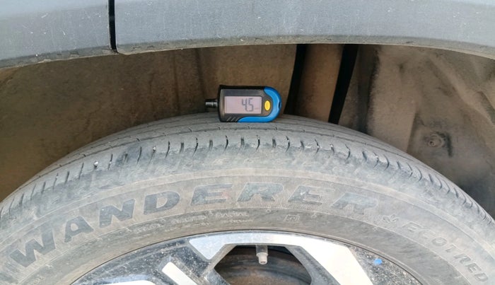 2023 Maruti BREZZA ZXI + SMART HYBRID, Petrol, Manual, 30,765 km, tyre