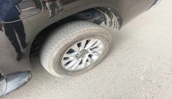 2024 Toyota HILUX HIGH 4X4 AT, Diesel, Automatic, 24,635 km, tyre